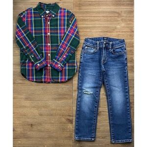Gap Button Down Shirt & Jeans Outfit